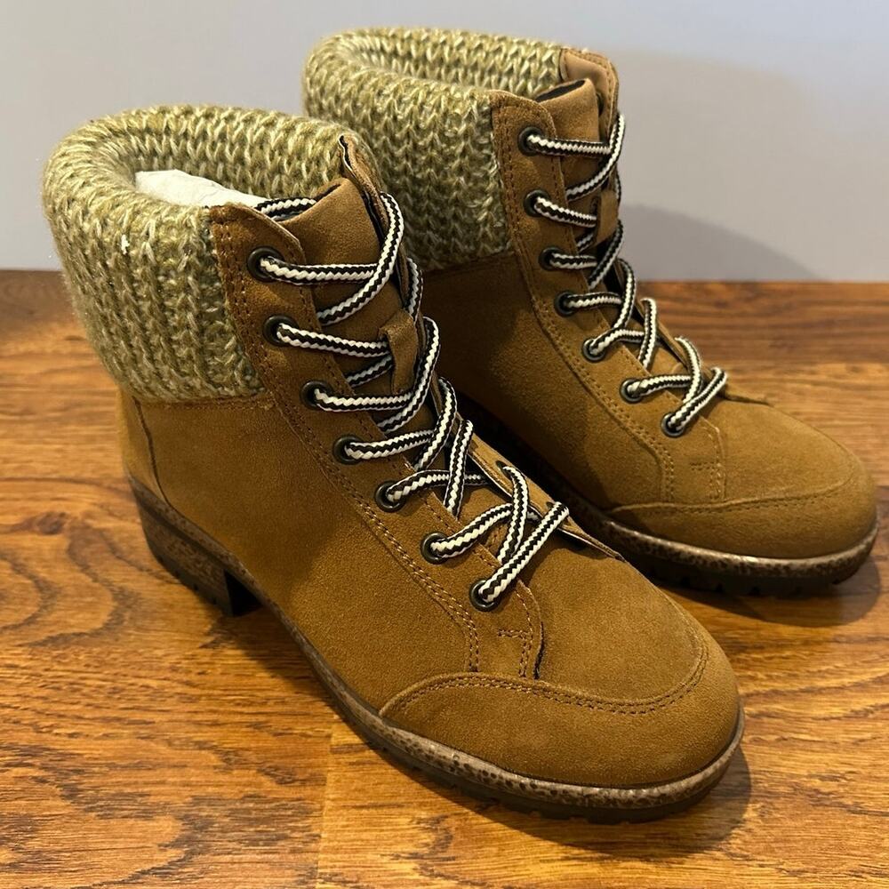 Very Volatile Pullman Leather Sweater Booties Tan Women’s Size 7 NWT Cozy Chic